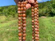 Charger l'image dans la galerie, Perles en pierre de soleil entre 6 et 8mm