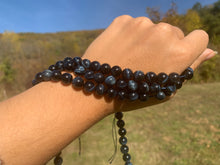 Charger l'image dans la galerie, Perles en oeil de faucon entre 2 et 10mm