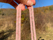 Charger l'image dans la galerie, Perles en quartz rose, disque plat