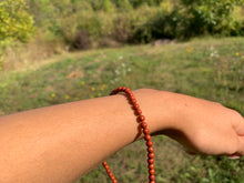 Charger l'image dans la galerie, Perles en jaspe rouge entre 4 et 10mm JRD