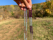 Charger l'image dans la galerie, Perles en fluorite / fluorine entre 6-6,5 et 12mm