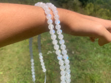Charger l'image dans la galerie, Perles en labradorite blanche entre 4 et 10mm LBC