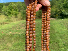 Charger l'image dans la galerie, Perles en pierre de soleil entre 6 et 8mm