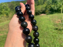 Charger l'image dans la galerie, Perles en obsidienne oeil céleste (arc-en-ciel) entre 6 et 20mm