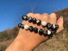 Charger l'image dans la galerie, Perles en jaspe zebré noir entre 4 et 12mm