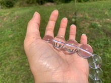 Charger l'image dans la galerie, Perles en cristal de roche moyennement inclus entre 2 et 20mm