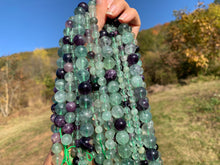 Charger l'image dans la galerie, Perles en fluorite entre 4 et 12mm