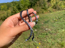 Charger l'image dans la galerie, Perles en hématite forme étoile entre 4 et 10mm