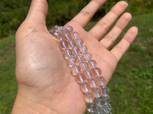 Charger l'image dans la galerie, Perles en cristal de roche moyennement inclus entre 2 et 20mm