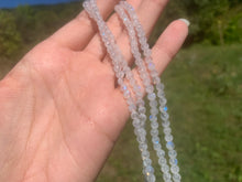 Charger l'image dans la galerie, Perles en labradorite blanche entre 4 et 10mm LBS