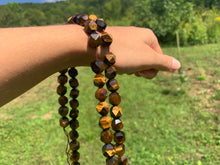 Charger l'image dans la galerie, Perles en oeil de tigre, forme diamant entre 6 et 12mm