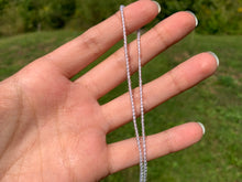 Charger l'image dans la galerie, Perles en cristal de roche quasiment sans inclusions entre 2 et 20mm