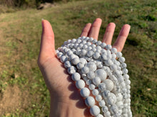 Charger l'image dans la galerie, Perles en howlite entre 2 et 14mm