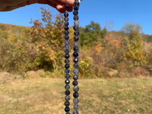 Charger l'image dans la galerie, Perles en iolite facettée entre 2 et 7mm