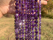 Charger l'image dans la galerie, Perles en améthyste, forme diamant entre 6 et 10mm