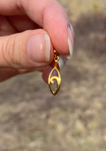 Charger l'image dans la galerie, Bélière "oeil" (argentée, dorée, rosée)