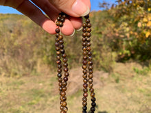 Charger l'image dans la galerie, Perles en bronzite entre 4 et 12mm