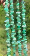 Charger l'image dans la galerie, Perles en chrysoprase, forme chips