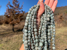 Charger l'image dans la galerie, Perles en jaspe sésame entre 6 et 10mm