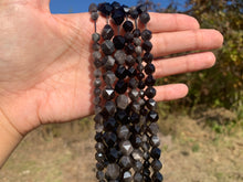 Charger l'image dans la galerie, Perles en obsidienne argentée, forme diamant entre 6 et 10mm