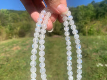 Charger l'image dans la galerie, Perles en labradorite blanche entre 4 et 10mm LBC