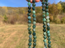 Charger l'image dans la galerie, Perles en agate mousse, forme diamant entre 6 et 8mm