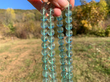 Charger l'image dans la galerie, Perles en fluorite verte entre 6 et 12mm