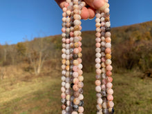 Charger l'image dans la galerie, Perles en opale commune rose entre 4 et 10mm ORU