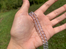 Charger l'image dans la galerie, Perles en cristal de roche moyennement inclus entre 2 et 20mm