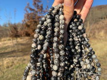 Charger l'image dans la galerie, Perles en jaspe Picasso entre 4 et 12mm