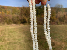 Charger l'image dans la galerie, Perles en nacre blanche, forme disque bombé