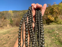 Charger l'image dans la galerie, Perles en pyrite entre 4 et 14mm