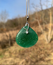 Charger l'image dans la galerie, Bélière coeur penché, taille moyenne (argentée, dorée, rosée)