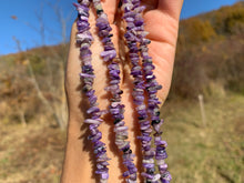 Charger l'image dans la galerie, Perles en charoïte "chips"