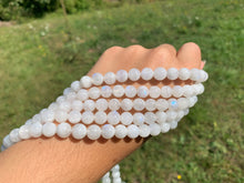 Charger l'image dans la galerie, Perles en labradorite blanche entre 4 et 10mm LBT