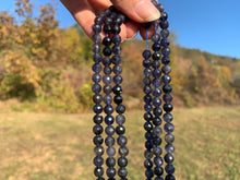 Charger l'image dans la galerie, Perles en iolite facettée entre 2 et 7mm