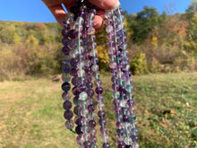 Charger l'image dans la galerie, Perles en fluorite / fluorine entre 8 et 10mm