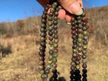 Charger l'image dans la galerie, Perles en jaspe sang de dragon entre 4 et 12mm