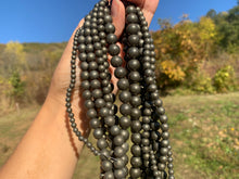 Charger l'image dans la galerie, Perles en pyrite entre 4 et 14mm