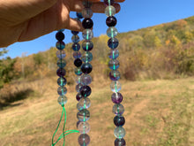 Charger l'image dans la galerie, Perles en fluorite entre 6 et 12mm
