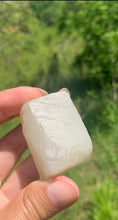 Charger l'image dans la galerie, Pierre de lune blanche brut 4