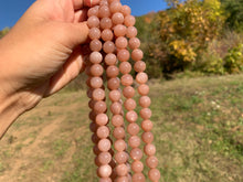 Charger l'image dans la galerie, Perles en pierre de lune pêche entre 4 et 10mm PLPD