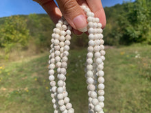 Charger l'image dans la galerie, Perles en magnésite entre 6 et 10mm