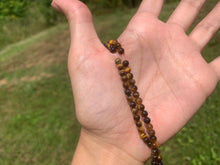 Charger l'image dans la galerie, Perles en oeil de tigre entre 2 et 14mm OTD