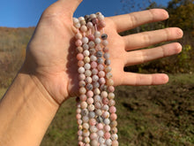 Charger l'image dans la galerie, Perles en opale commune rose entre 4 et 10mm ORU