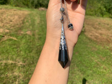 Charger l'image dans la galerie, Pendule en oeil de faucon