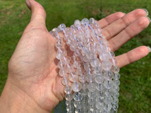 Charger l'image dans la galerie, Perles en cristal de roche très inclus entre 4 et 10mm