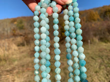 Charger l'image dans la galerie, Perles en amazonite forme diamant entre 6 et 10mm