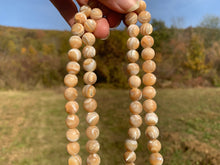 Charger l'image dans la galerie, Perles en nacre beige entre 2 et 12mm