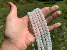 Charger l'image dans la galerie, Perles en labradorite blanche entre 4 et 10mm LBT